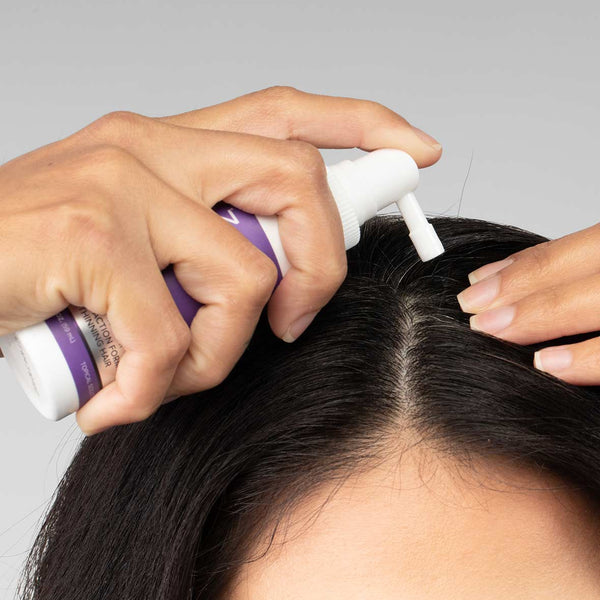 FOLIGAIN Formule Complète Triple Action Pour Cheveux Clairsemés Pour Femmes avec 10% de Trioxidil